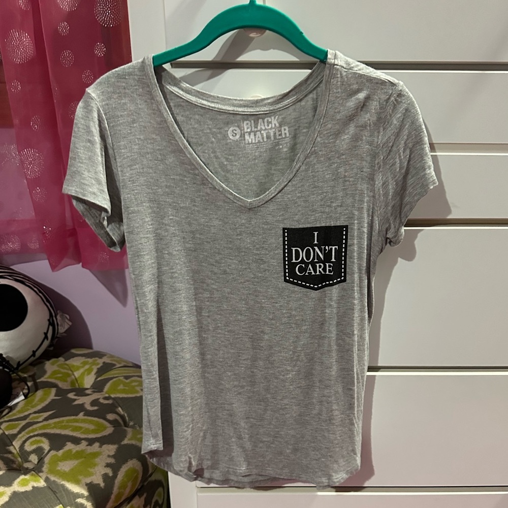 Graphic tee